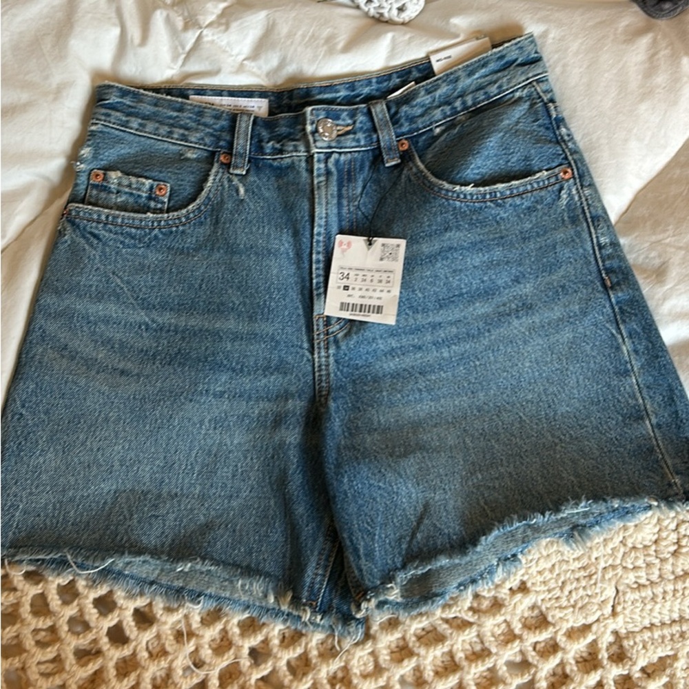 Zara Women's Blue Denim Shorts, Mid-Rise, Boyfriend Bermuda, 34 (2)
